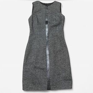 LAUNDRY By Shelli Segal Charcoal Wool Dress With Backside Zipper Size 4